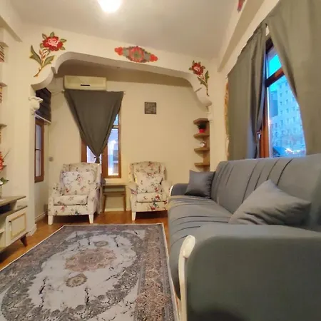 Stone House Apartment