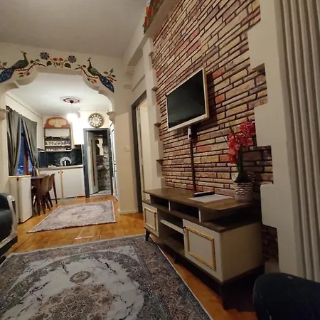 Stone House Apartment